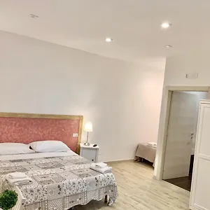  Bed & Breakfast Romano B&B