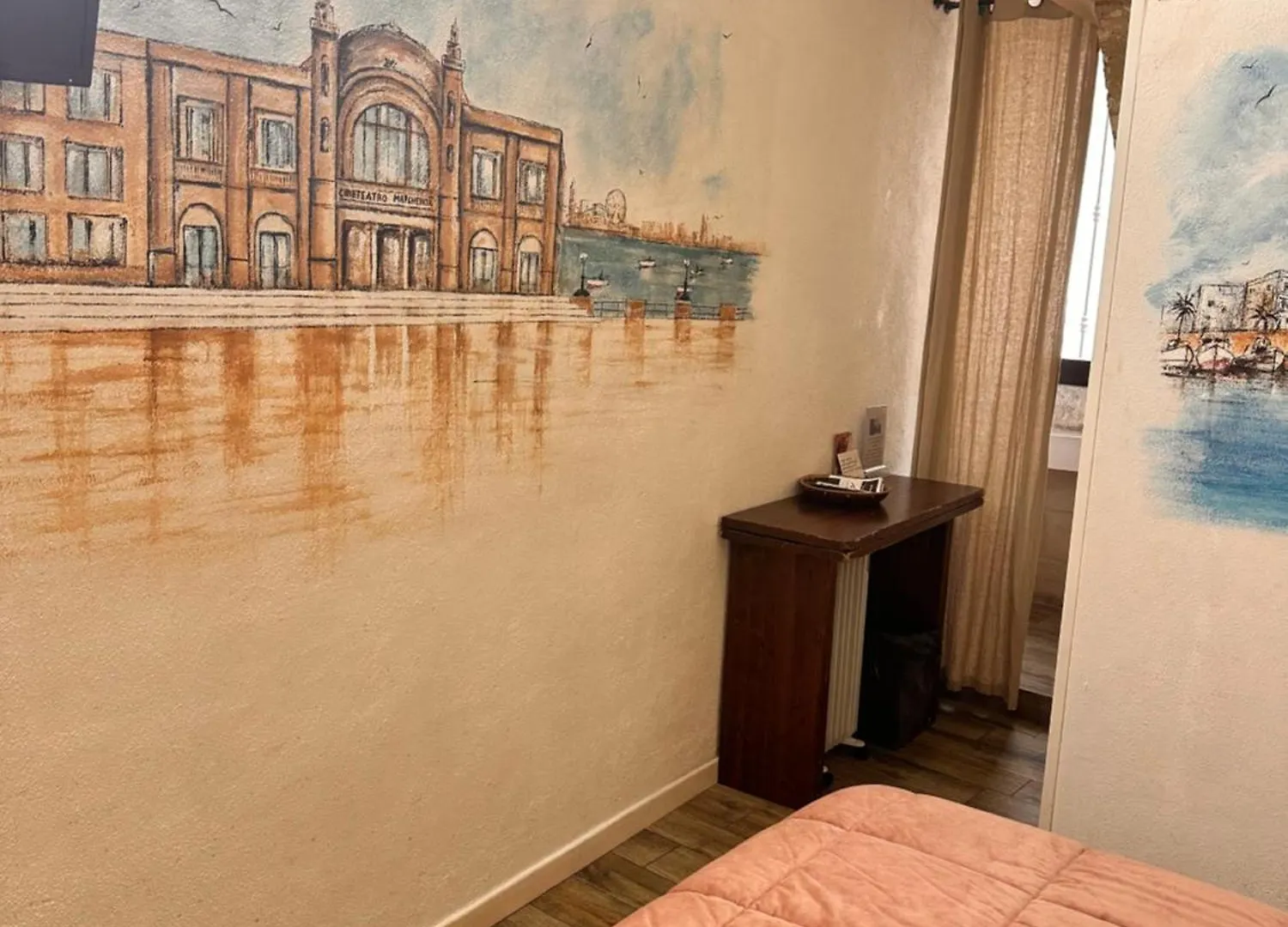 Sister Residence Rooms Bari 0*,